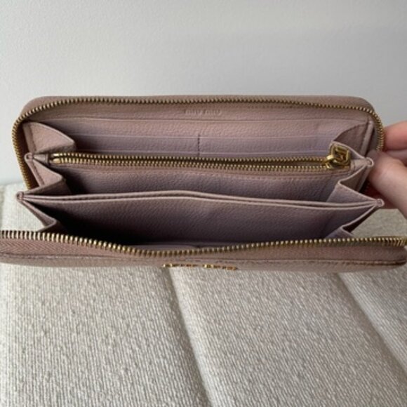 Miu Miu Zip Around Wallet - Picture 6 of 9